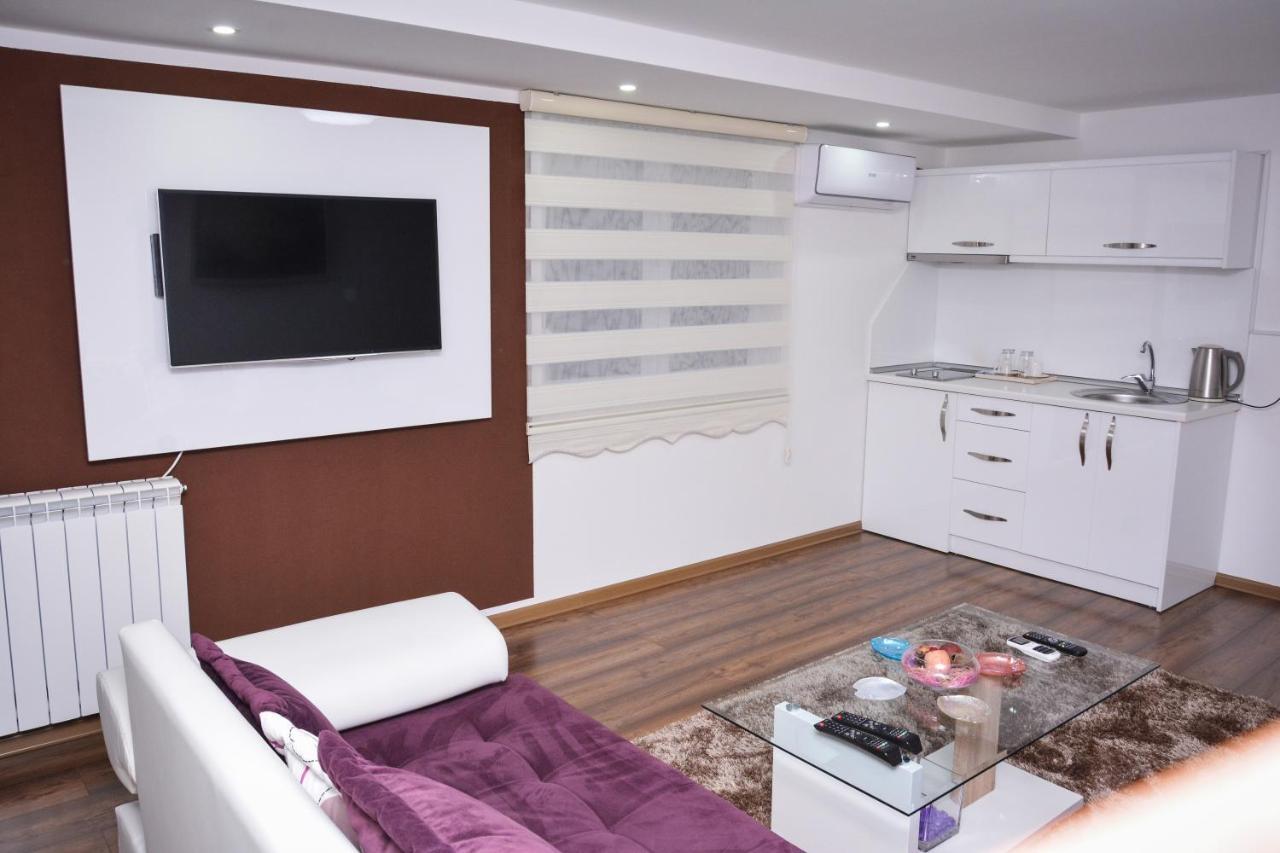 Korzo Prenociste Apartment Novi Pazar Bagian luar foto