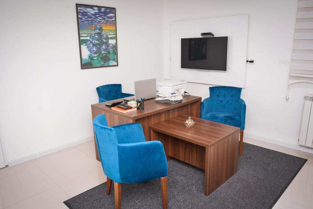 Korzo Prenociste Apartment Novi Pazar Bagian luar foto