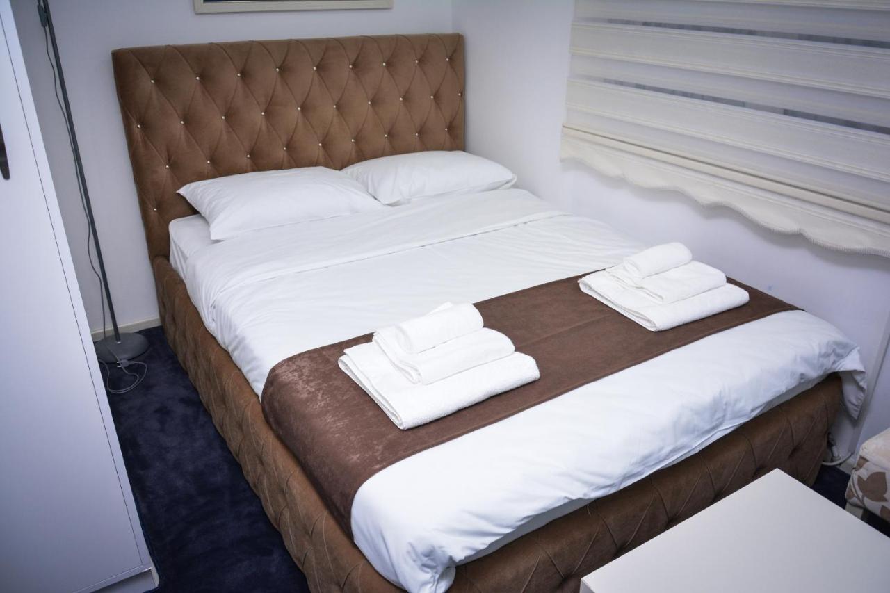 Korzo Prenociste Apartment Novi Pazar Bagian luar foto